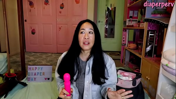 ABDL Con Diaper Questions for 1st timers